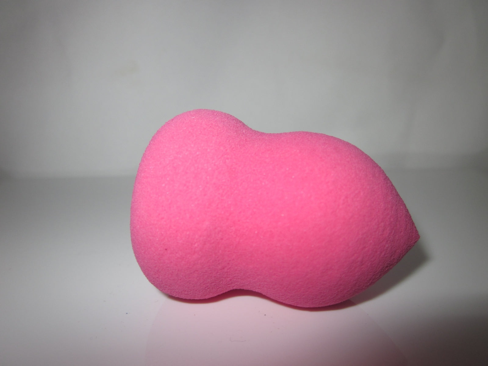 Beauty Blending Sponge Makeup Oblong Pink Sponge perfect for Airbrushing