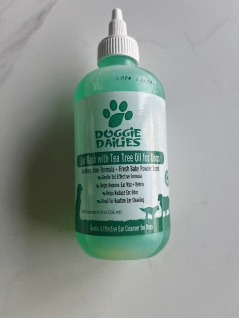 Doggie Dailies Pet Ear Cleaner, Tea Tree Oil, Witch Hazel and Soothing Aloe, Vet