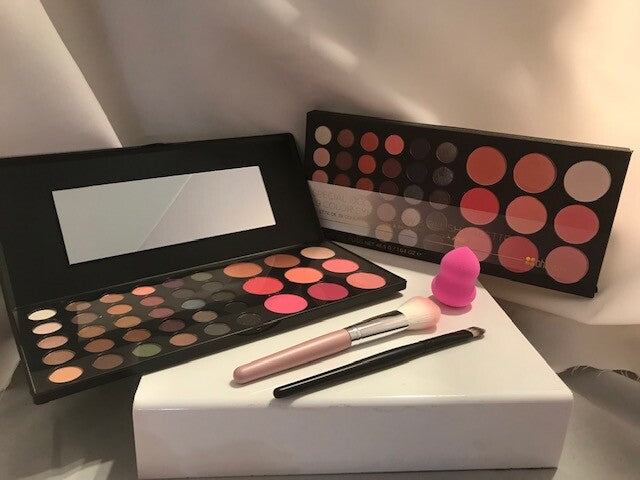 BH Cosmetics 39 Color SPECIAL OCCASION Blush & Eyeshadow+ 2 Brush+Beauty Sponge