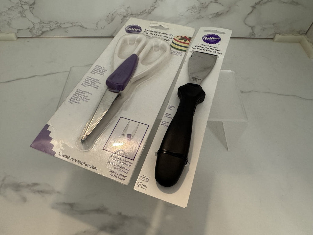 2PC Set, Wilton Cake Scissors & Cupcake Spatula, Cake, Cookie Decorating, NEW