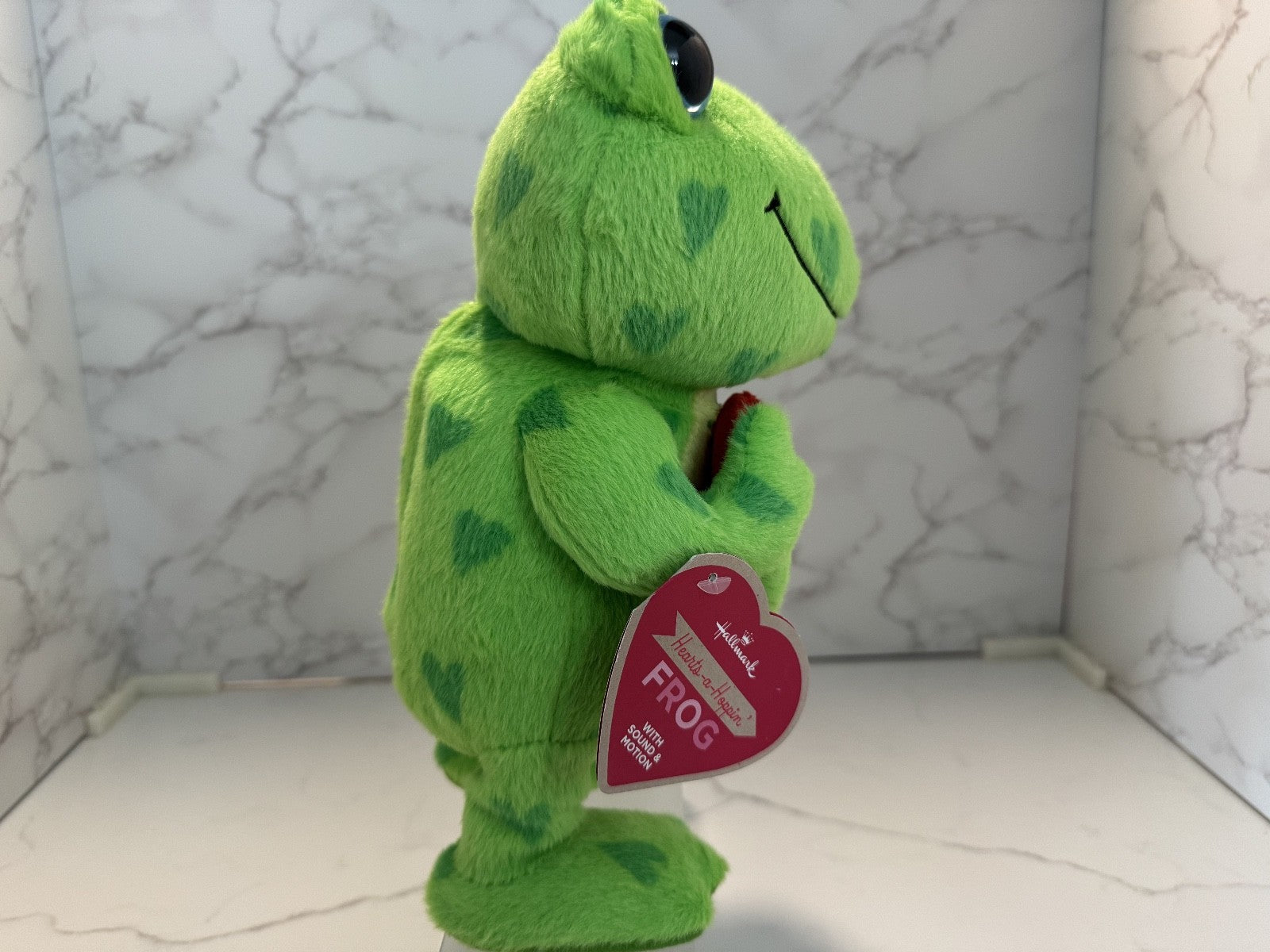 Hallmark Hearts A Hoppin Frog Be Mine Interactive Plush Valentine Hot Hop, Works