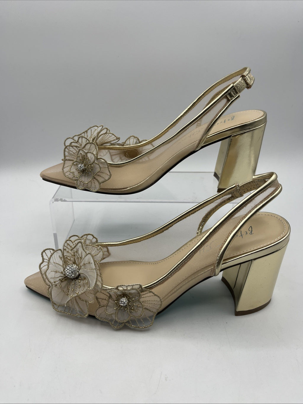 Betsey Johnson Women's Petra Flower Pump Sz 5 Slingback Pointed Toe Gold Sandal