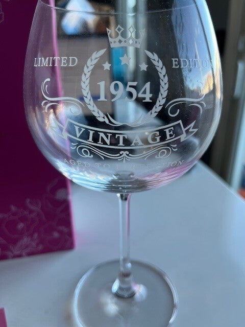 Swanfort 70th Birthday Gifts for Women 1954 Wine Glass w/Pink Gift Box Decor NEW