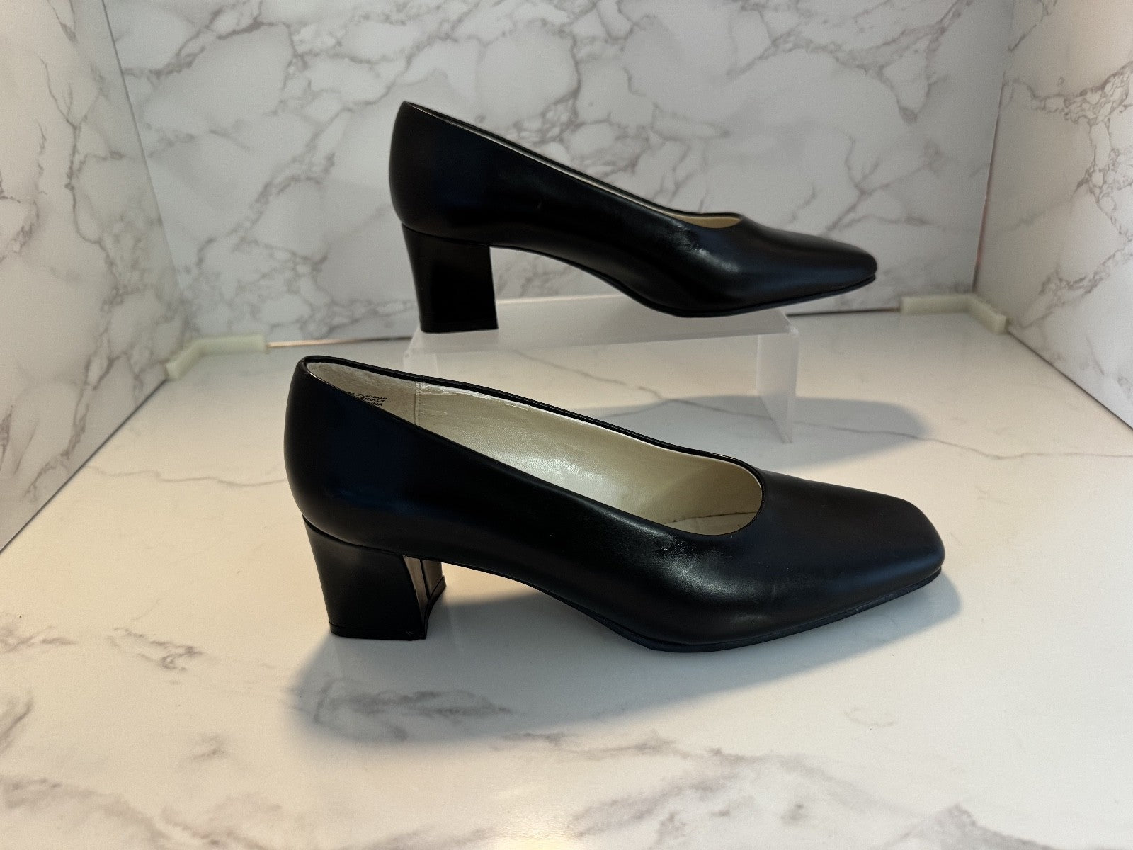 I Heart Comfort Lilly Size 8 1/2 M Black Slip On Faux Leather 2" Heels Casual