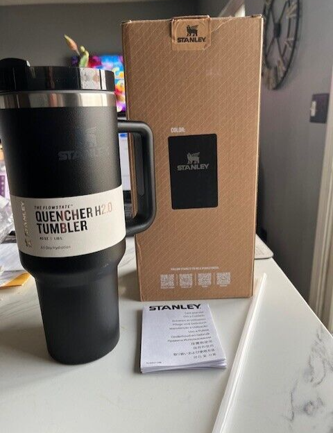 Stanley Black Chrome 40 Oz Quencher Tumbler H2.0 Flow State 40 oz, New