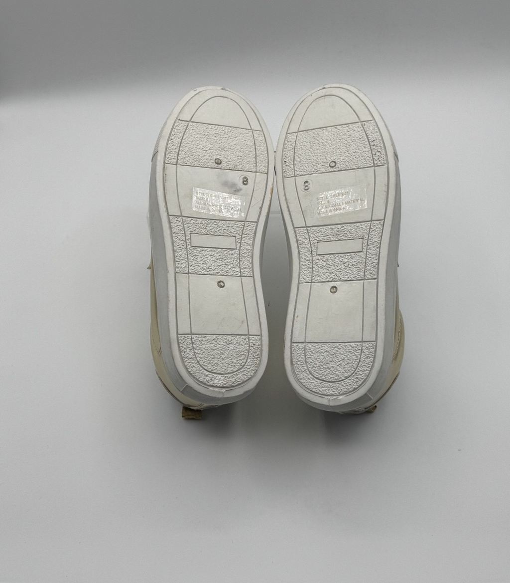 Rouge Helium Gold Silver Star Woman's Sneaker, Size 8 Style Sheen-01, NEW