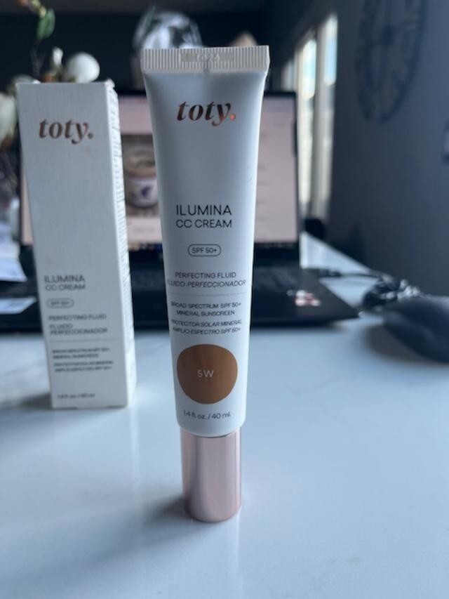 TOTY Ilumina CC Cream SPF 50+ 100% Mineral Color Correcting Cream 5W TOTY Warm