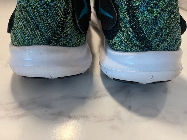 Nike Free Run Motion Flyknit Chlorine Blue Volt Me size 8.5 Pre-owned, Excellent