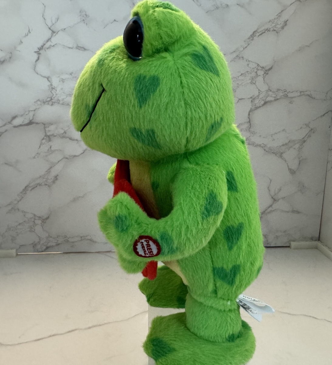 Hallmark Hearts A Hoppin Frog Be Mine Interactive Plush Valentine Hot Hop, Works