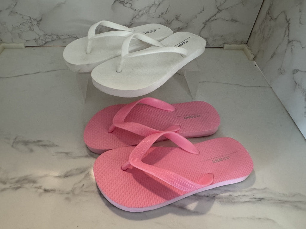 2 Pairs, Old Navy Flip flop Pink & White, Size 1-2 Pre-owned, Excellent Conditio