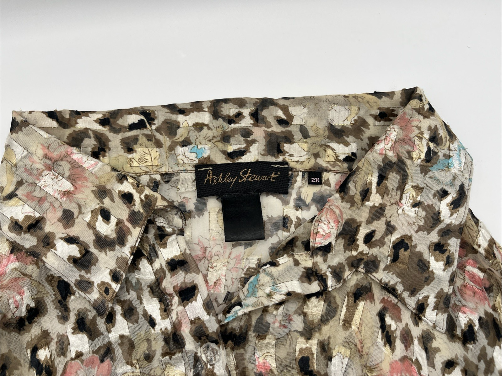 Ashley Stewart Plus Women's LIGHTWEIGHT Leopard ANIMAL PRINT Blouse 2XL Pre-own