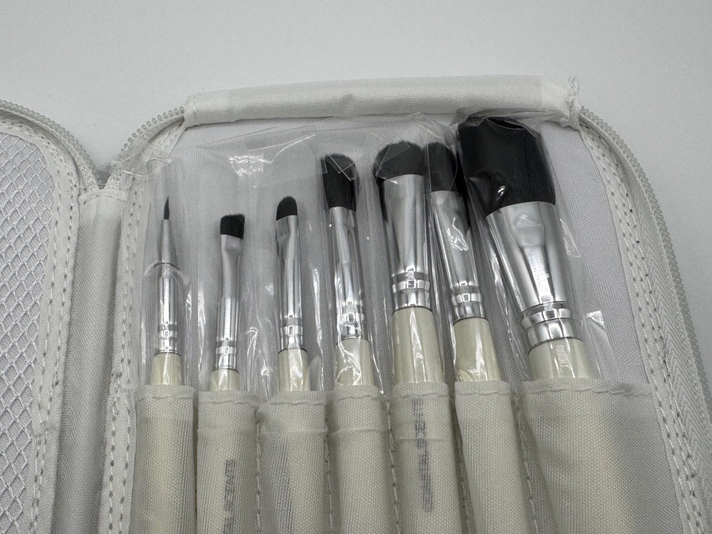 Coastal Scents Sterling Dream Travel Brush Set White, Black, Silver w/Case NIB