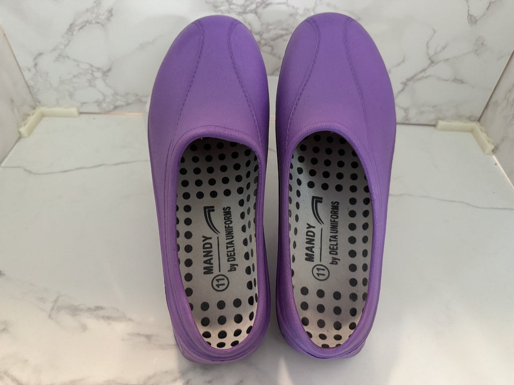 Mandy Nurse Shoes by Delta Uniforms Sz. 11 Rubber Slip-on Clogs, Purple, Pre-own