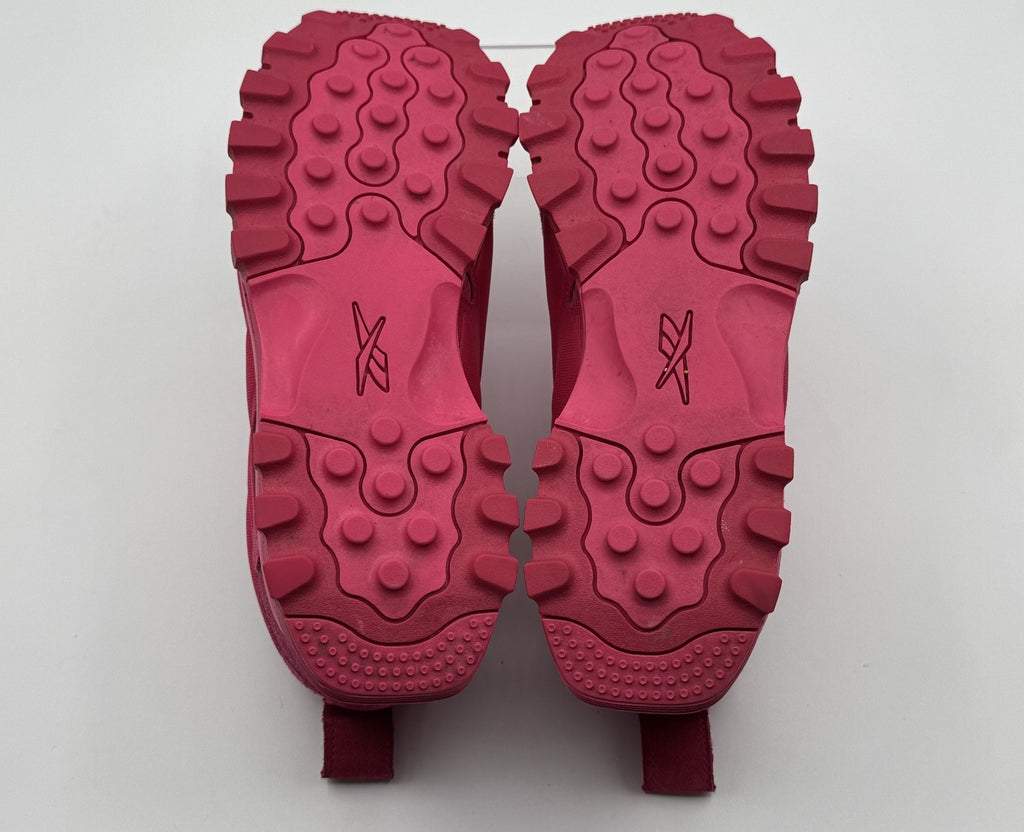 Reebok x Cardi B Classic Leather v2 Shoes Womens Size 8.5 Pink Athletic Trainers