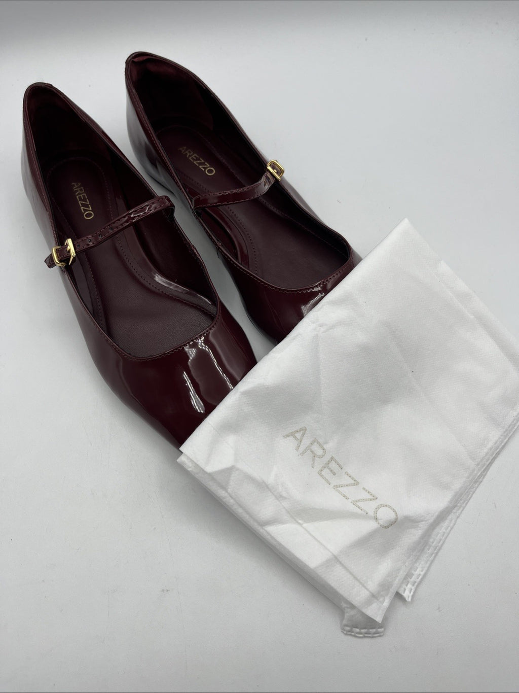 Arezzo Womens Tori Ballet RUBY Patent Leather Ballet Flats Sz. 7.5 w/Buckle, NIB