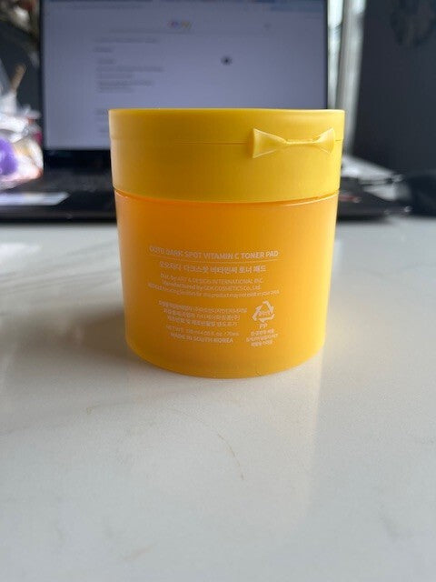 OOTD K-Beauty Dark Spot Vitamin C Toner Pad 70 CT. Care VC+ Korea Day/Night Pad