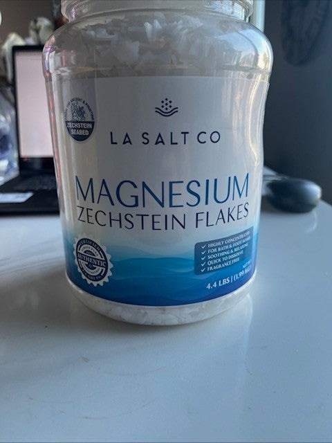 La Salt Co Magnesium Zechstein Flakes 100% Pure ANCIENT 4.4 LBS Destress Sealed