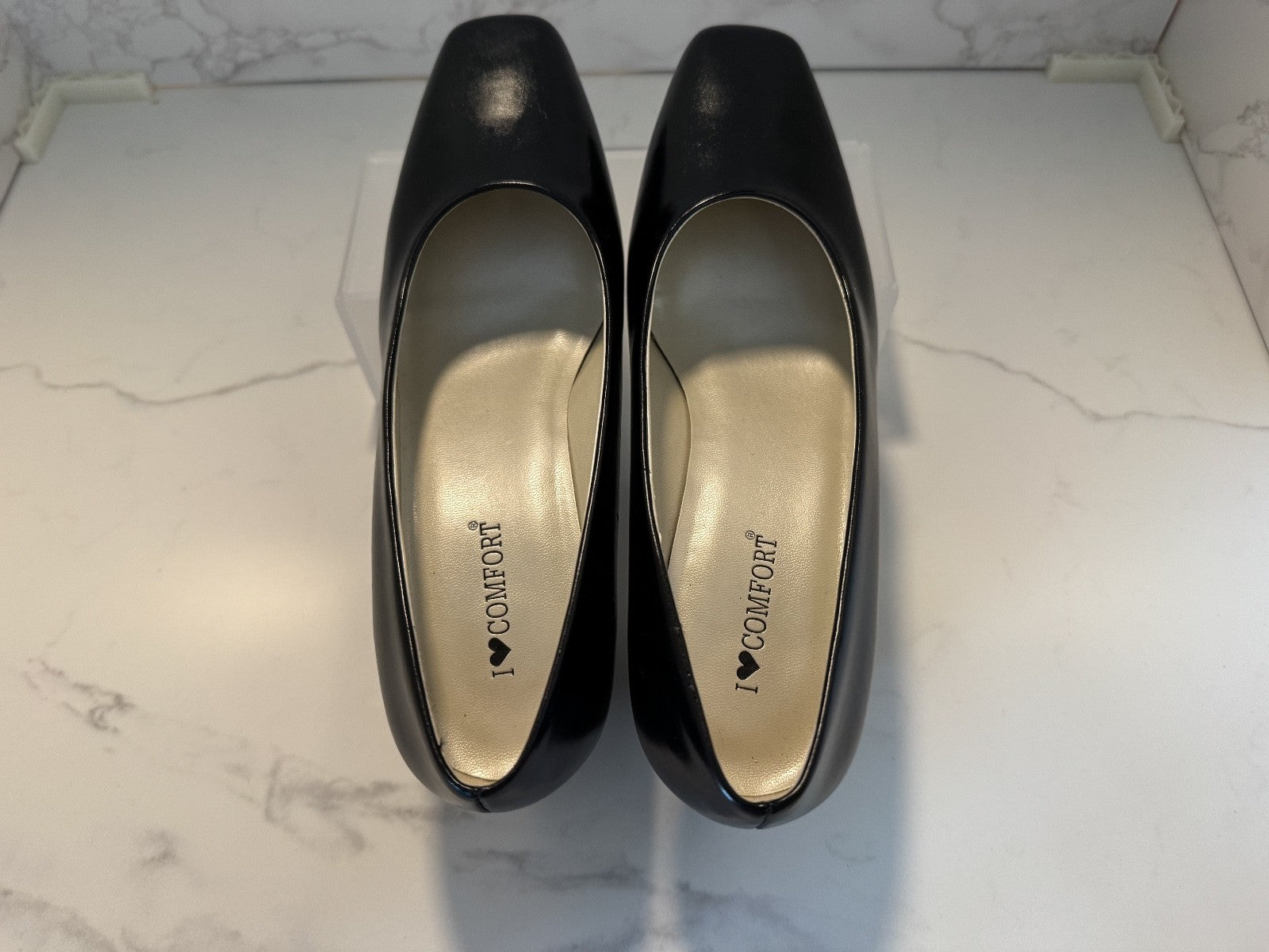 I Heart Comfort Lilly Size 8 1/2 M Black Slip On Faux Leather 2" Heels Casual