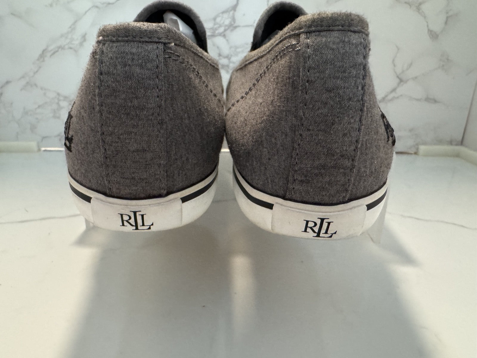 Ralph Lauren Janis Sneaker Shoe Slip-On Gray Chambray Women's Size 10B, Pre-owne