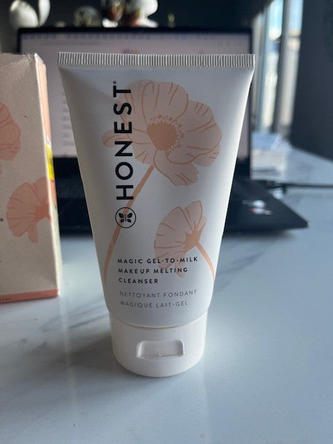 Honest Magic Gel-to-Milk Makeup Melting Cleanser Remove Makeup Moisturize 4ozNIB