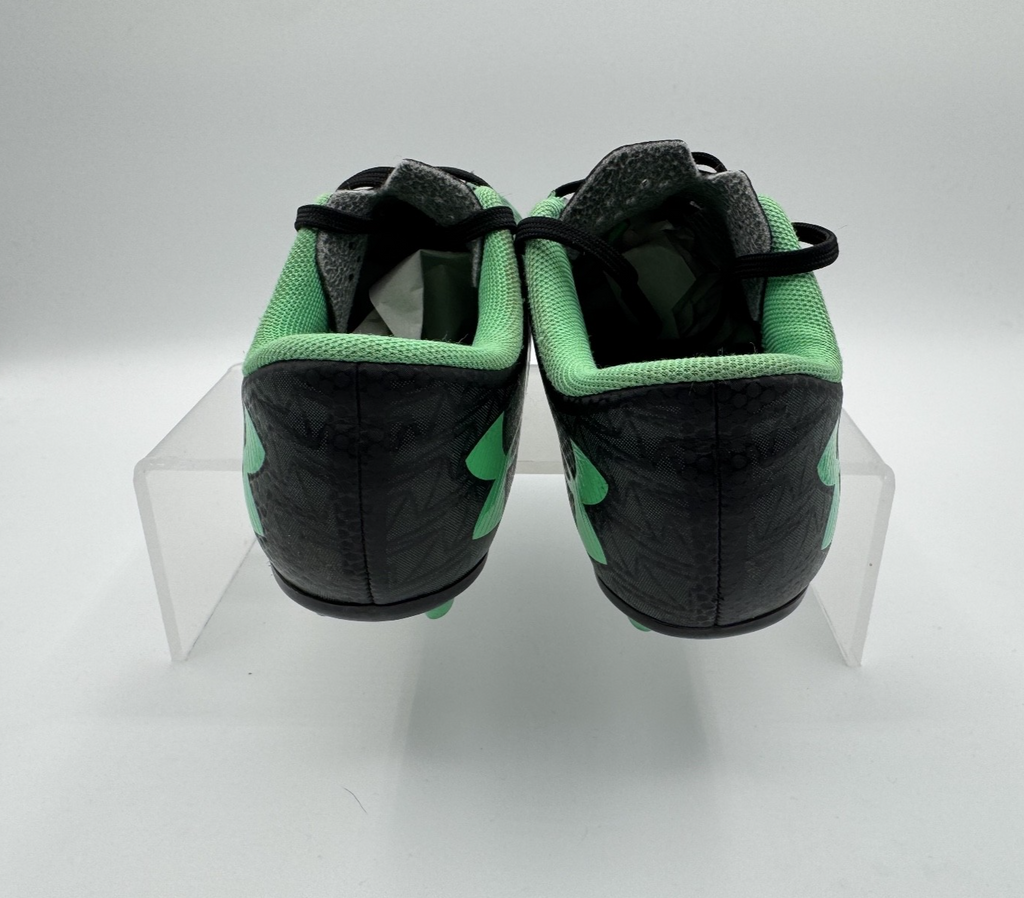 Under Armour ClutchFit Force 3.0 Green & Black Soccer Cleats YOUTH SIZE 13K