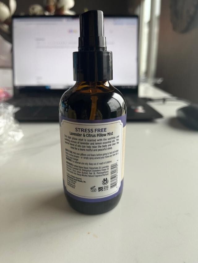 Nature Love Aromatherapy Pillow Mist Lavender & Citrus 4 oz Stress Free NO Cap