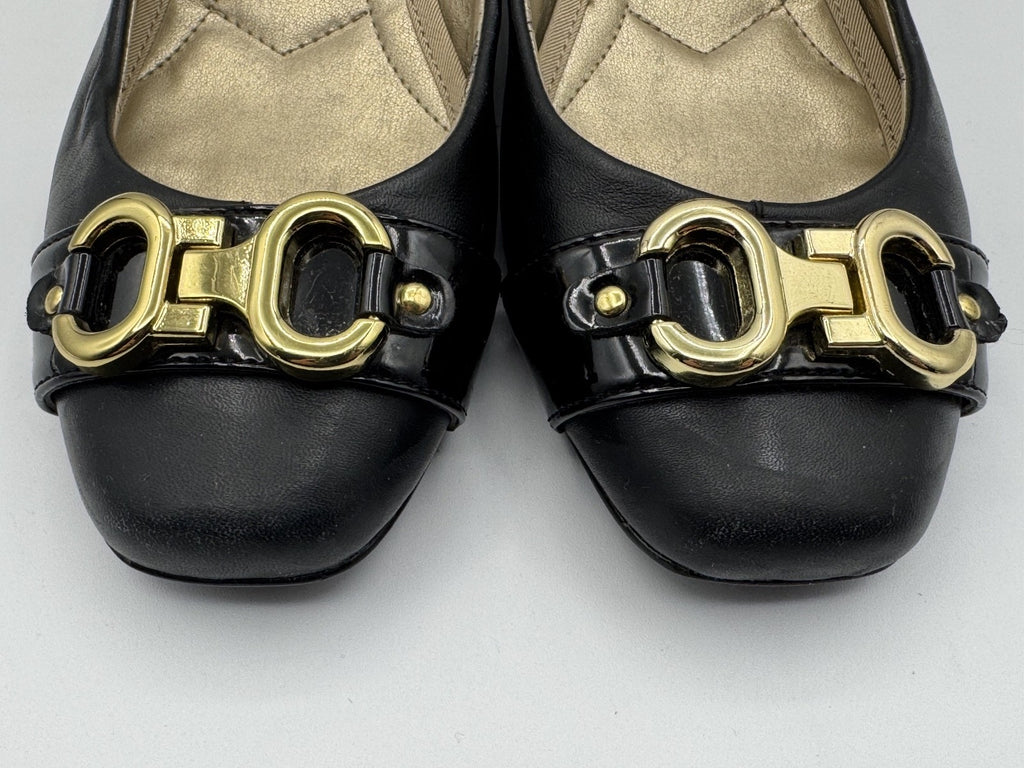 Bandolino Black Leather Heel Loafer, Gold Buckle, Size 8 1/2M, Slip-on,Pre-owned