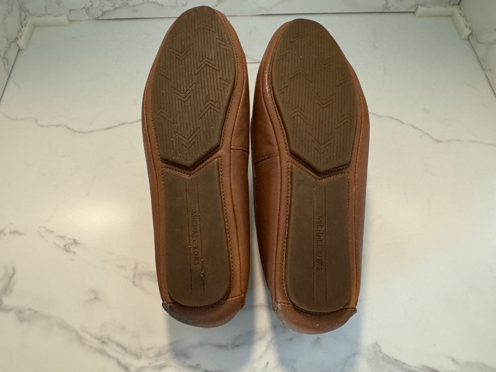 MICHAEL KORS Lillie Moccasin Luggage Brown Flats Ballet Shoes Women's 9.5