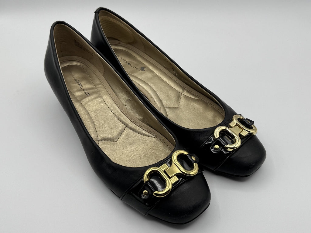 Bandolino Black Leather Heel Loafer, Gold Buckle, Size 8 1/2M, Slip-on,Pre-owned