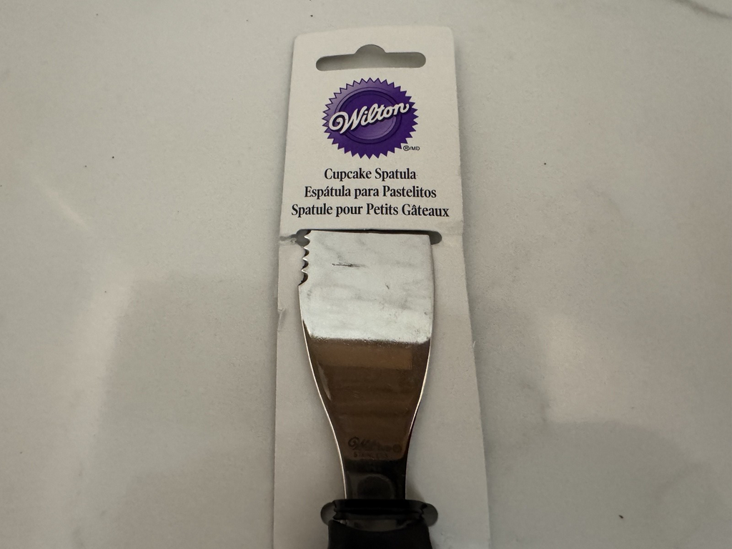2PC Set, Wilton Cake Scissors & Cupcake Spatula, Cake, Cookie Decorating, NEW