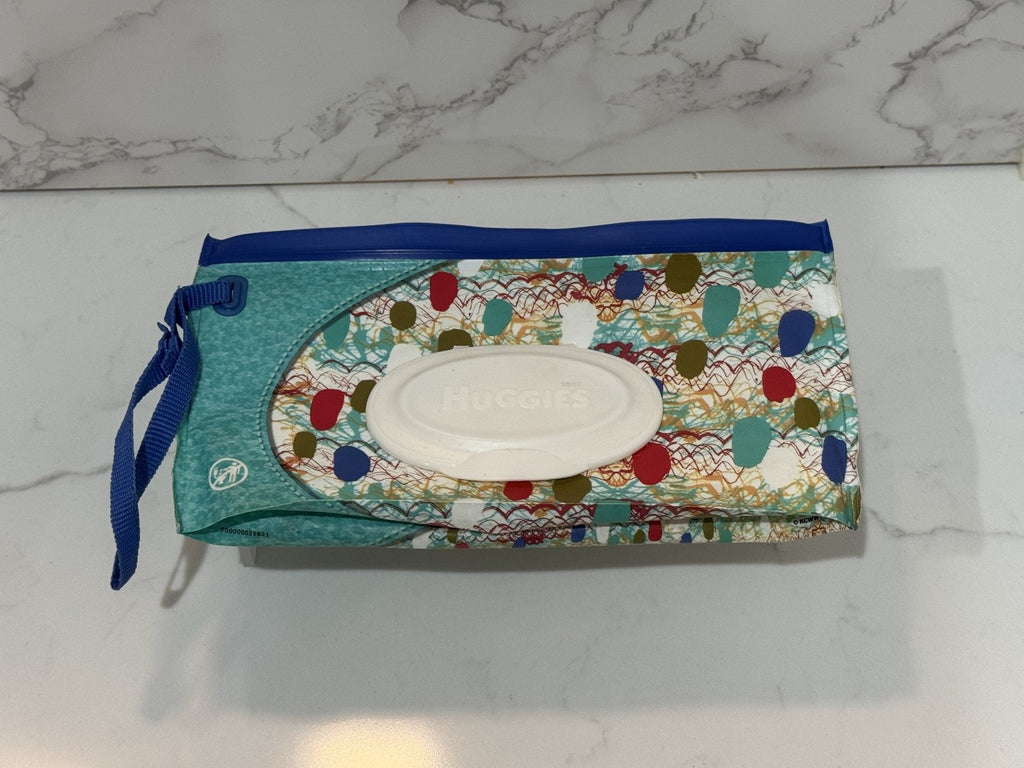 HUGGIES Clutch n Clean Refillable Travel Baby Wipes Carrier Pouch Multicolor