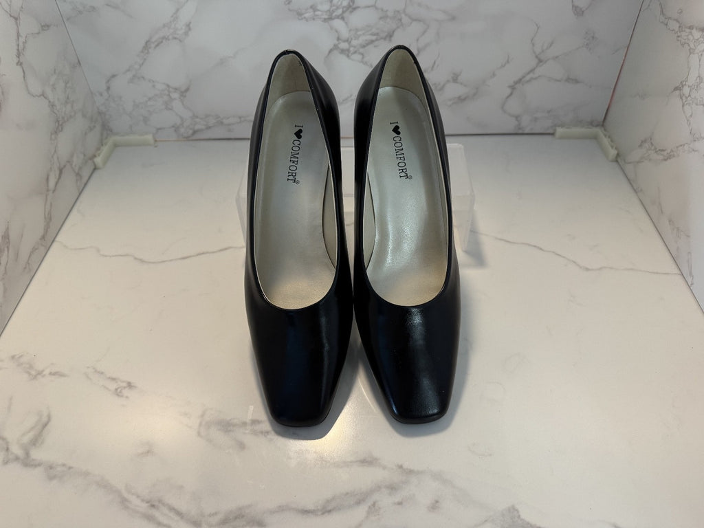 I Heart Comfort Lilly Size 8 1/2 M Black Slip On Faux Leather 2" Heels Casual