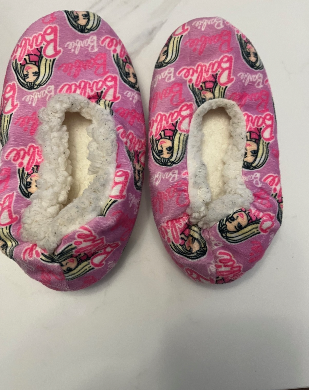 BARBIE MATTEL Fuzzy Babba Slippers Shoe Sz. 5-7, stretchable w/gripps-Pre-owned