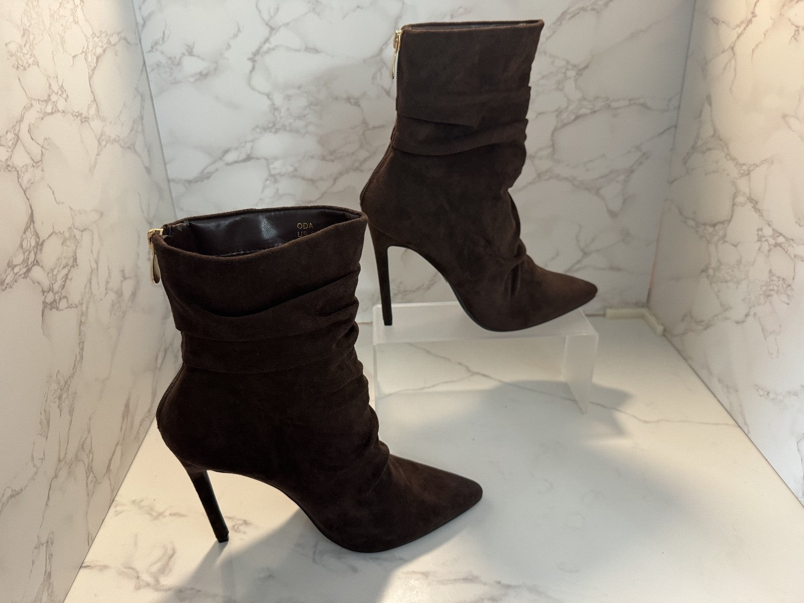 Fashion Nova Brown Zip Up Suede Slouchy Ankle Boot, Women's Size 8.5, Pre-owned