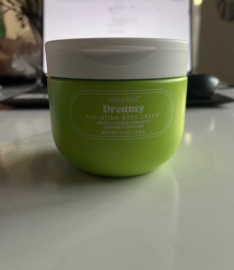 NatureWell Dreamy Radiating Body Cream Illuminate Skin W/Shimmer JUMBO 12 oz New