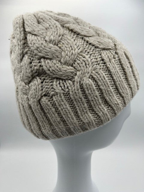 Under Armour Women's Knit Beanie Hat Cable Knit Gray OSFA Fleece Lined Pre-own