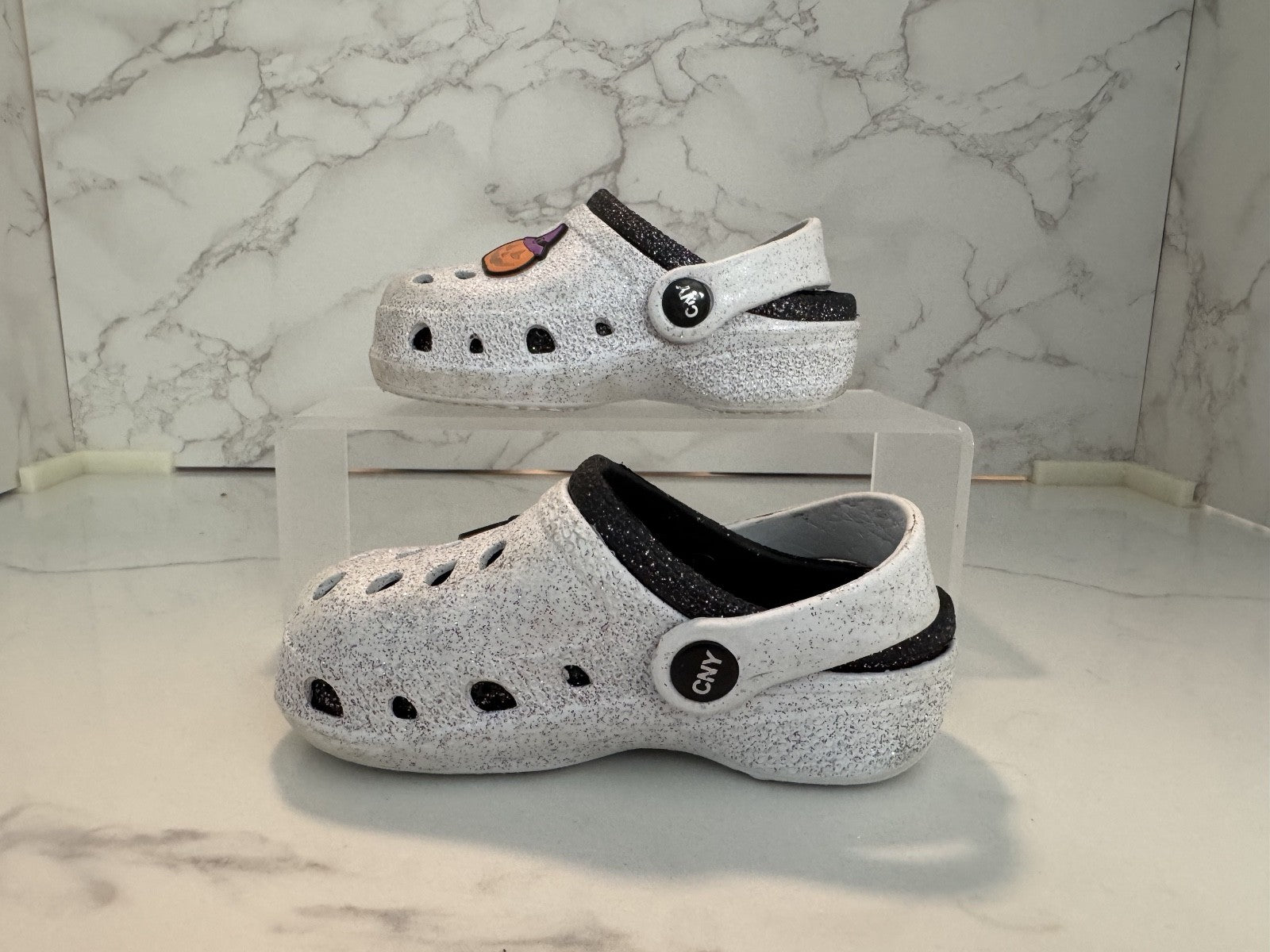 Croc Style Clog Capelli NY Halloween JackOLantern Glitter Sz 7- Preowned