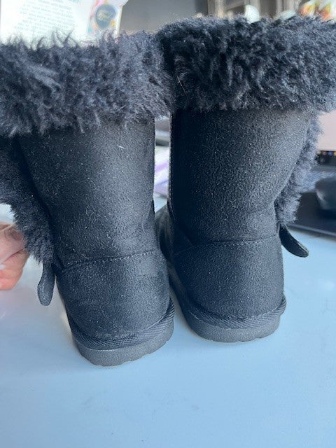 The Childrens Place Girls Buckle Faux Fur Chalet Boots Black Youth Girls Size 13