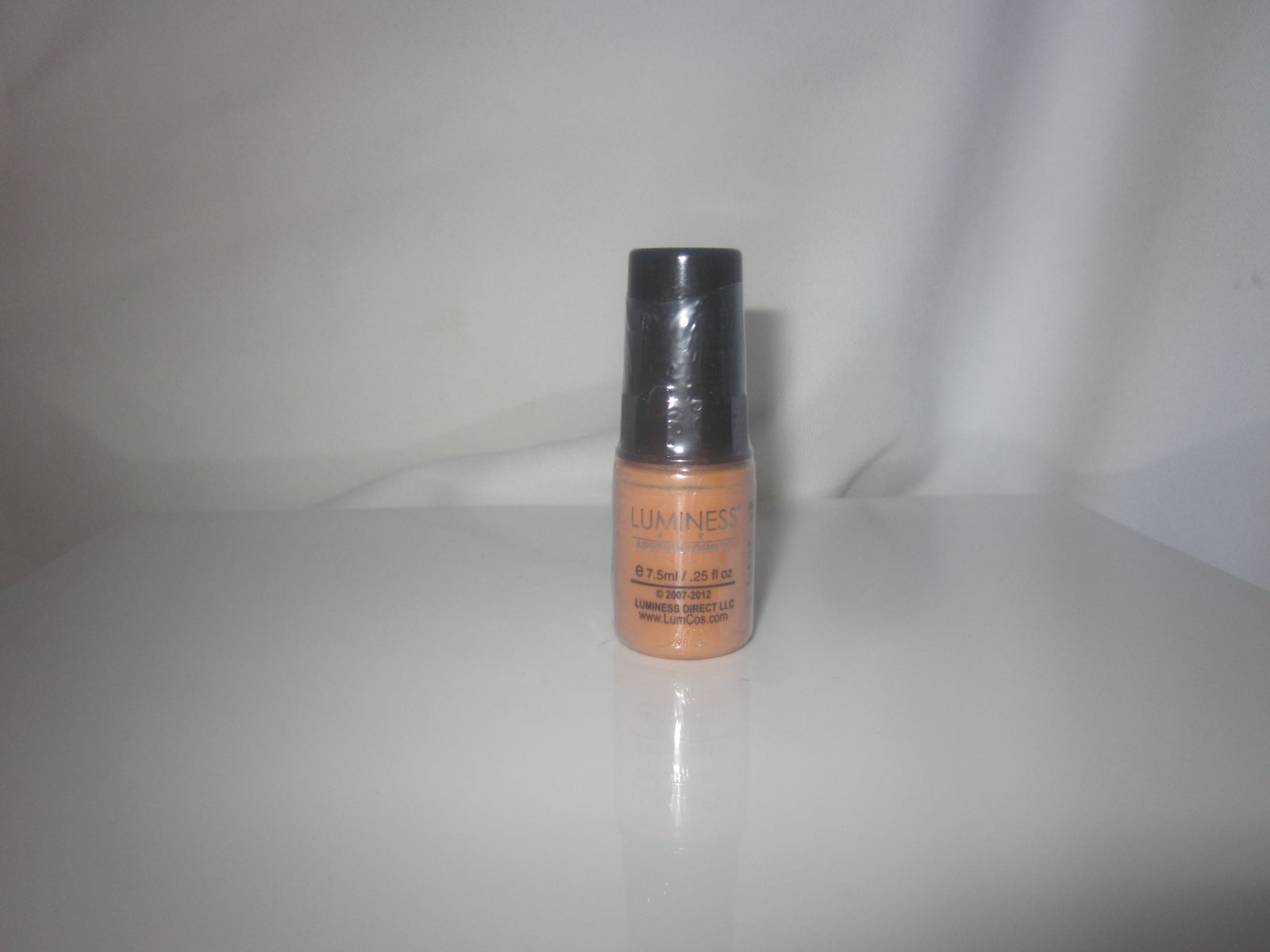 New Luminess Air/Stream Airbrush Makeup Ultra Shade 6 Foundation & Bonus Sponge